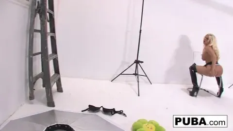 Sexy Photo Shoot Leads to a Masturbation