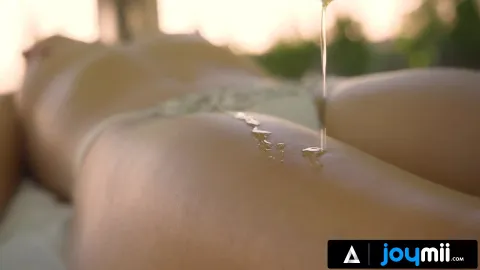 Perfect Alexis Crystal Takes a Big Cock Deep in Her Tight Ass after Sensual M...