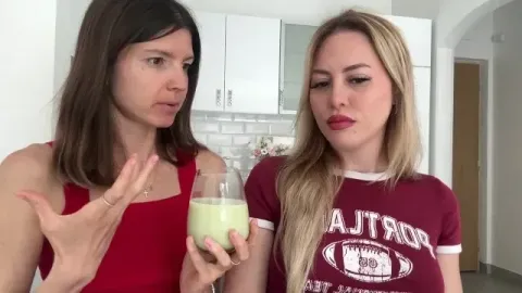 Gerson and Maya Rose About Hot Drinks
