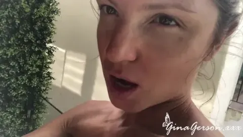 Solo Girl