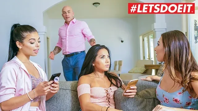Gina Valentina and Melissa Moore American S Bff's Stepdad