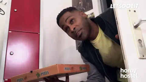 Backpacker Ginebra Bellucci Fucked by Bbc Pizza Boy