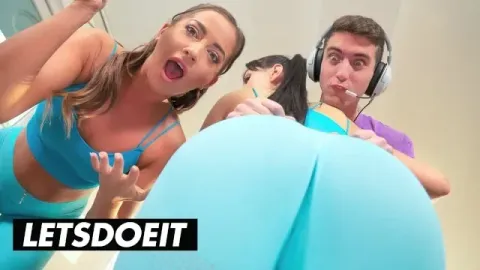 Stepsis Lady Gang Anal Fuck with Virgin Gamer Stepbro