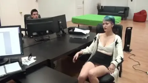 La Historia Porno De Misa Comienza Con Un Buen Revolcón