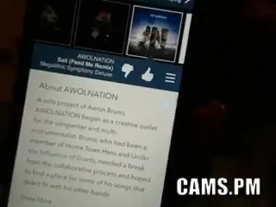Masturbating on Sex Cam Show