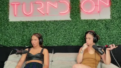 Josie Tucker Talks Dirty with Violet Reign, Wild Hookups, Content Trades, Gap...
