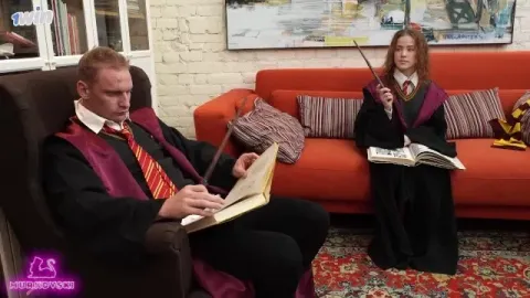 Hermione Gave Harry Potter a Blowjob between Couples.