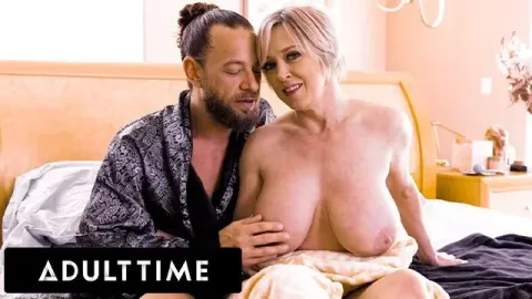 Stepmom Dee Williams Shows You how to have Sex with Your Stepdad's Help! Full...