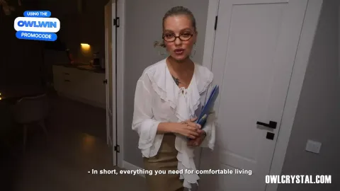 The Apartment Viewing Ended with a Cumshot on the Sexy Realtor’s Big Ass