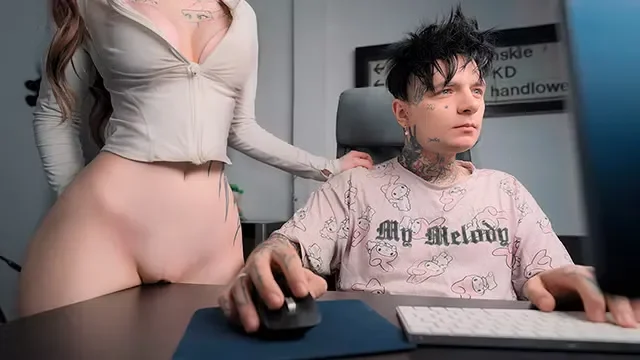 Woman rubs against table, denies partner until facial climax