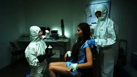 Parasited Laboratory Experiment - Alissa Foxy&comma; Jia Lissa &amp; Rae Lil Black Threesome
