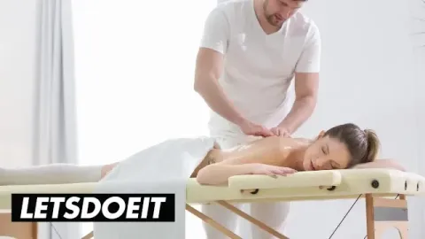 Rebecca Volpetti Receives Oil Massage and Romantic Sex with Masseur