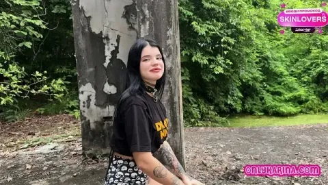 A Date with Altgirl Ended with Hard Sex and a Deep Blowjob in an Abandoned Place