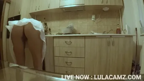 Sneaking on My Hot Teen Stepsister in the Kitchen